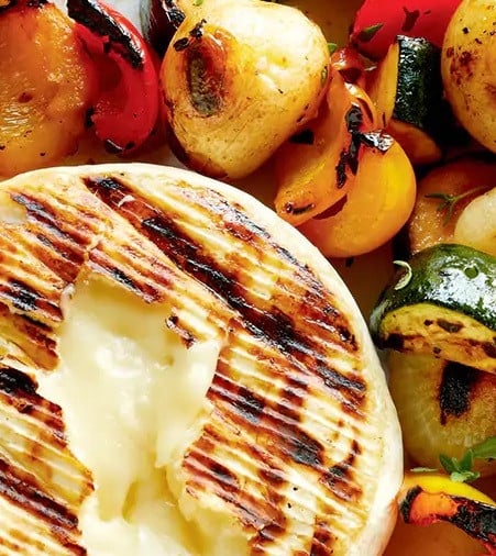 Hot Brie and grilled vegetables